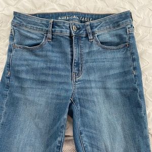 American Eagle size 6 jeans only worn once